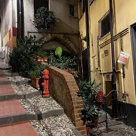 דירה Tra Le Finestre Blu Della Pigna